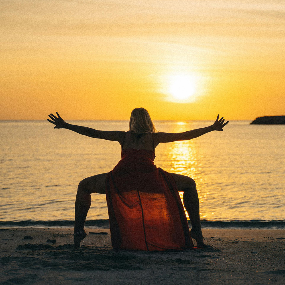 Lust und Wissen, Womens Ways, mit Rose Fink, Red Mist - Frau am Strand